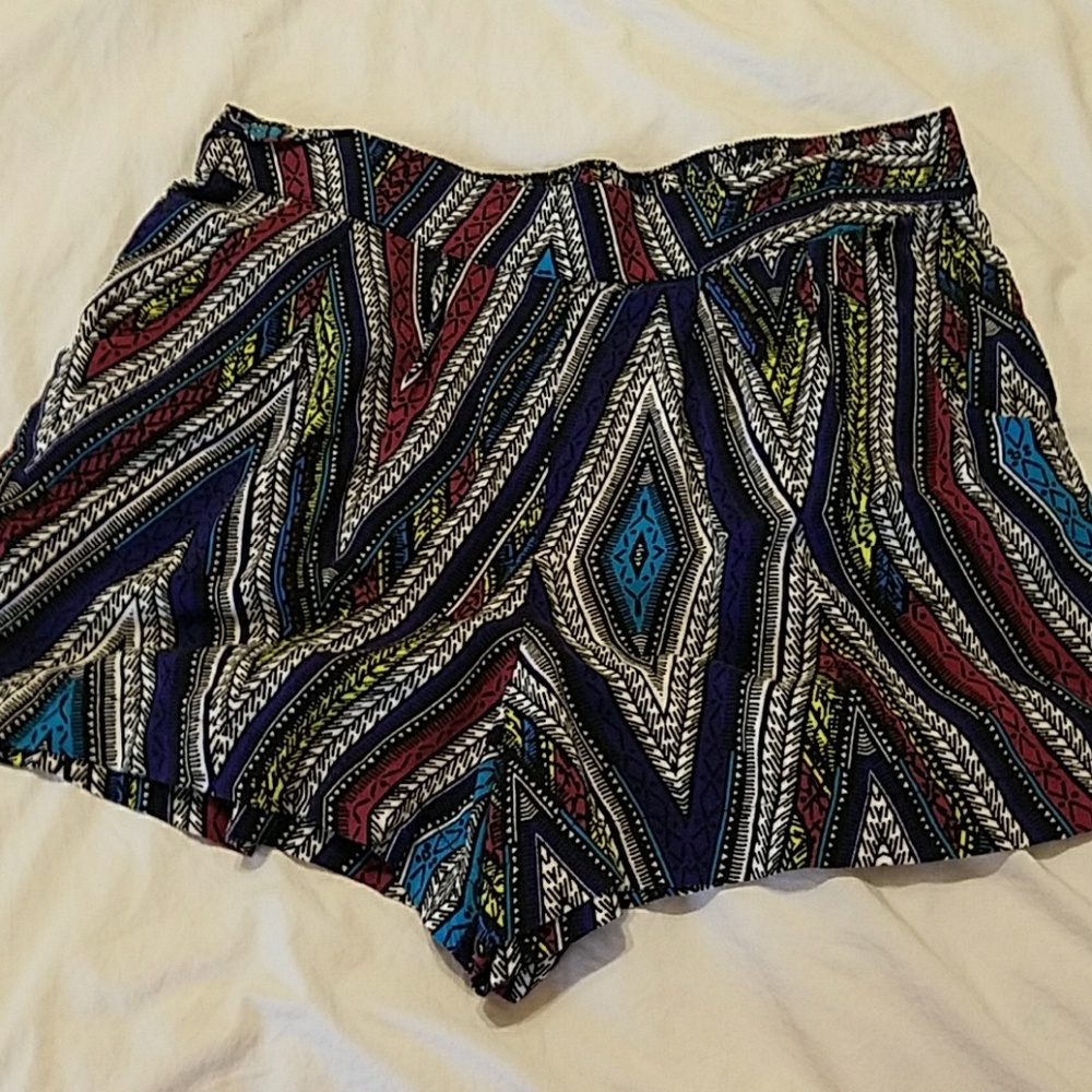 Bohemian shorts